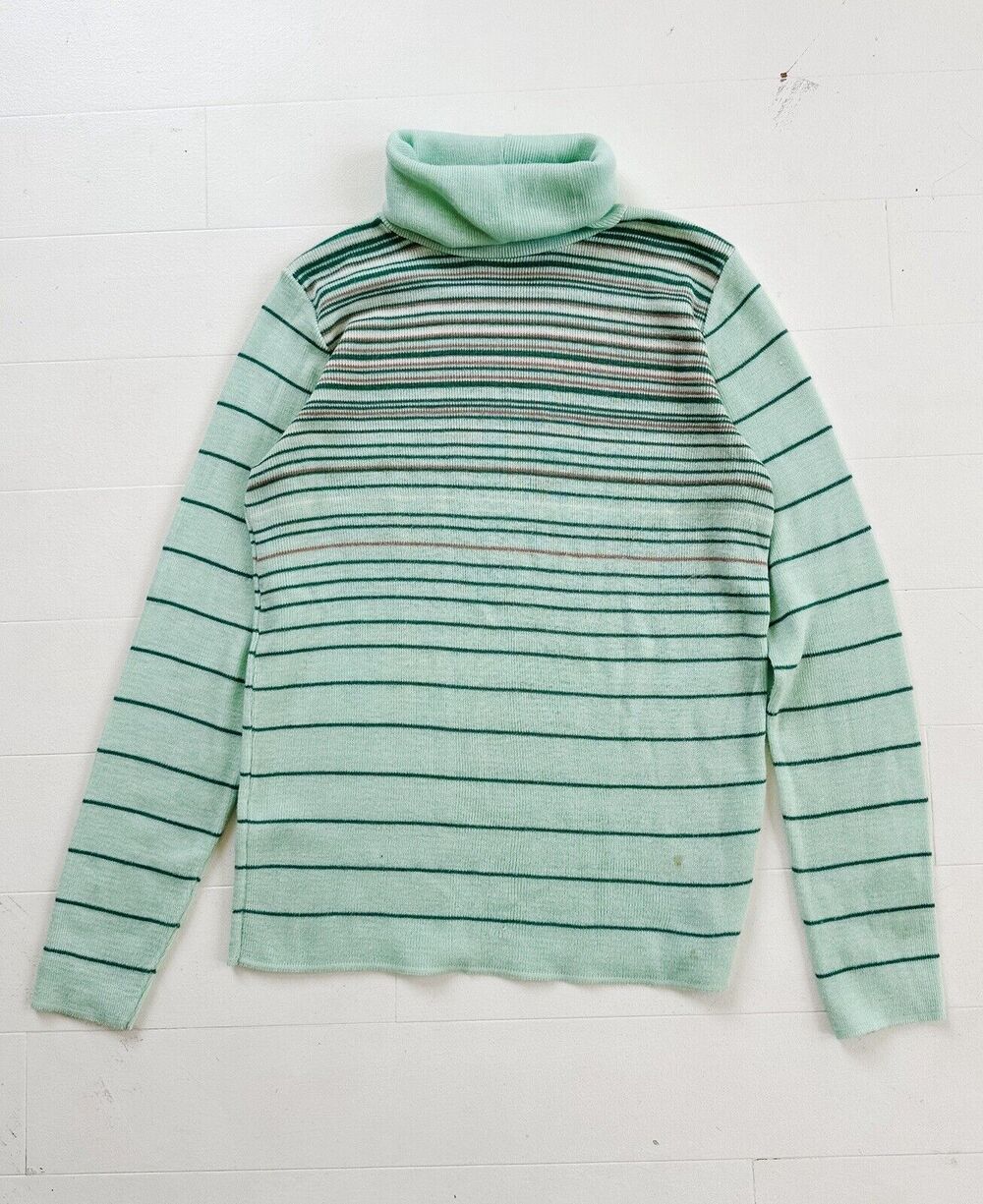 Vintage 1970s College Town Turtleneck Sweater Small